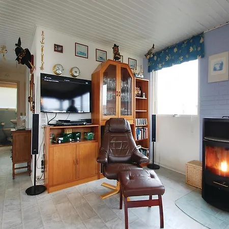 Four-bedroom Holiday In Ferienhaus Hejls