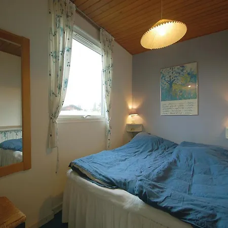Ferienhaus Four-bedroom Holiday In Hejls